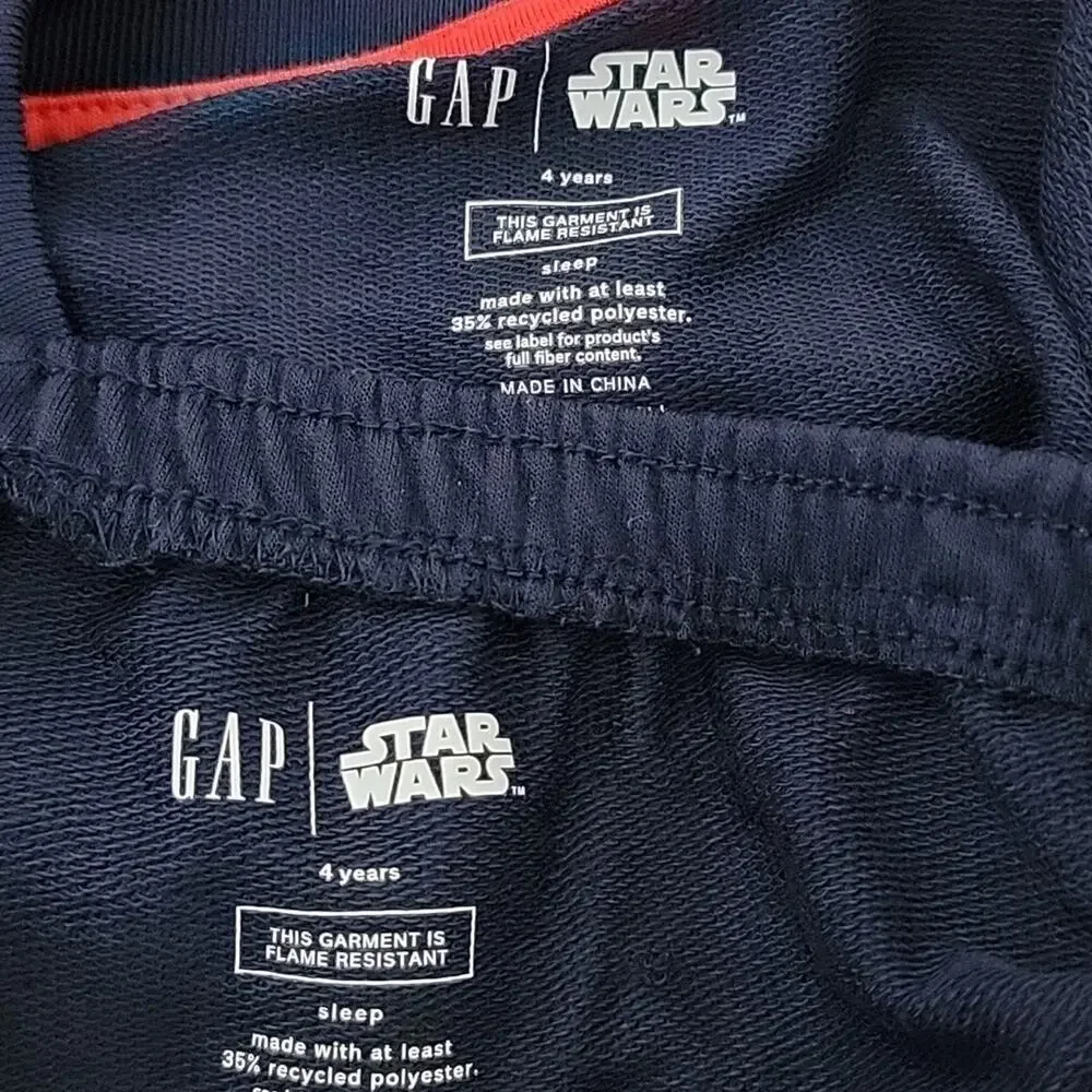 Gap x Star Wars Kid's The Mandolorian Christmas Holiday‎ Pajama Navy Blue Set 4